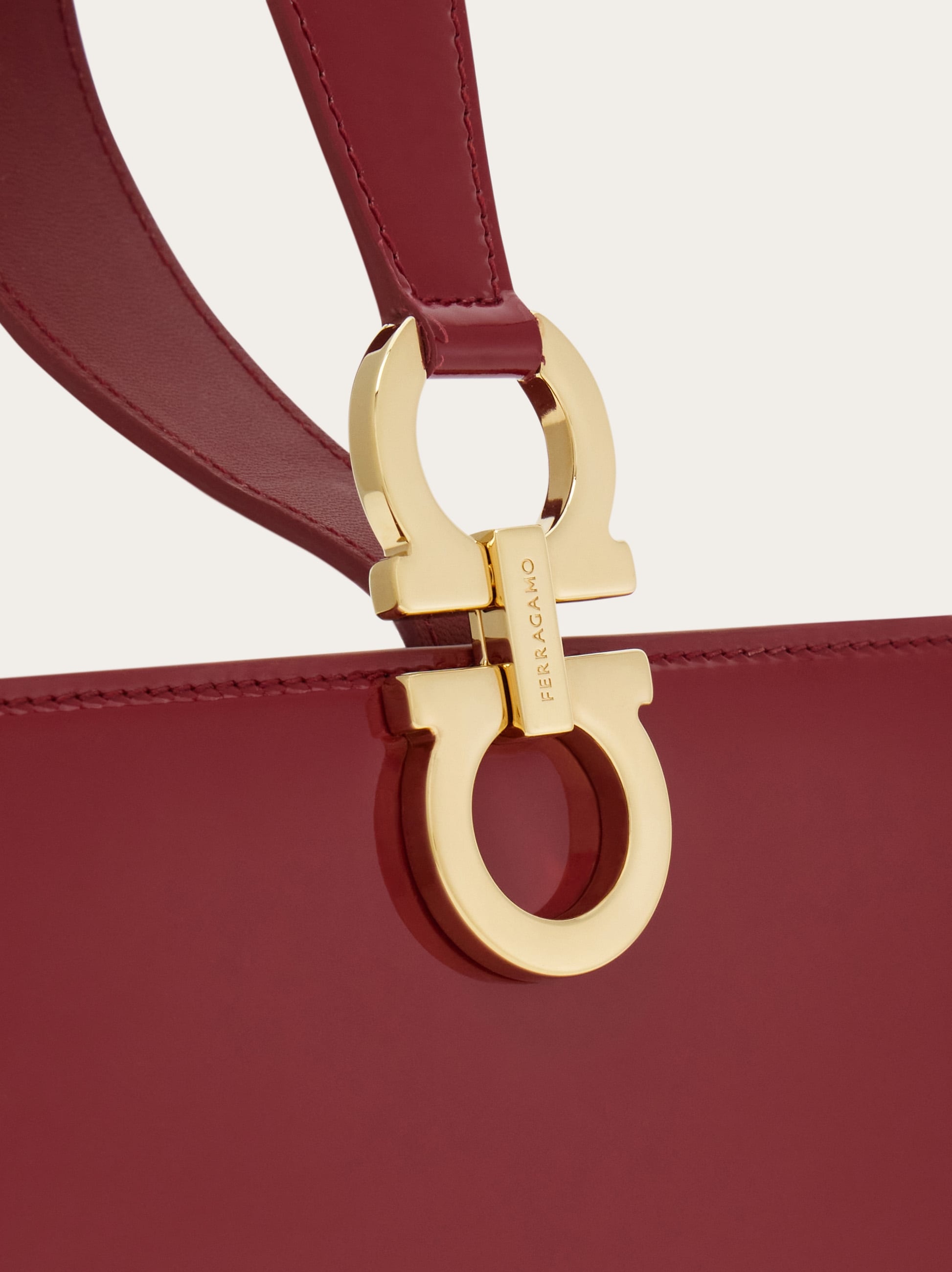 Mini clutch - Women | Ferragamo