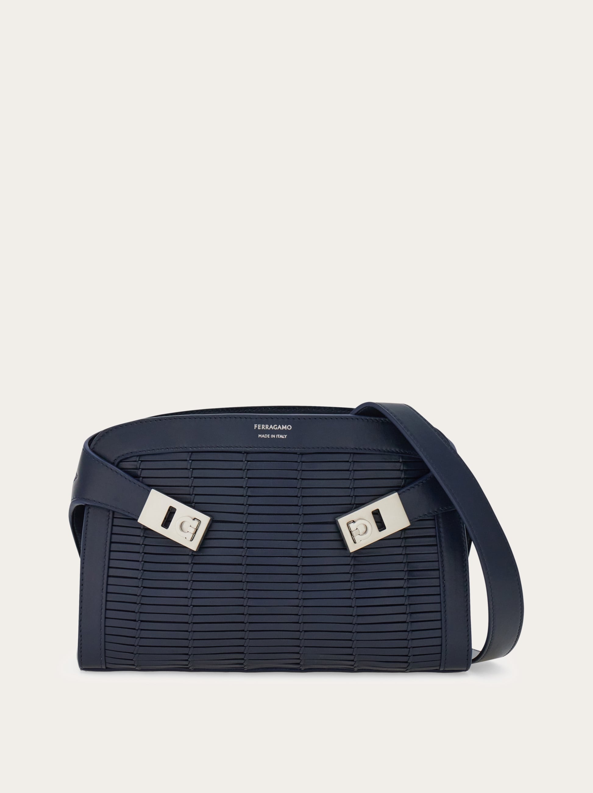 Hug shoulder bag (S) - Men | Ferragamo