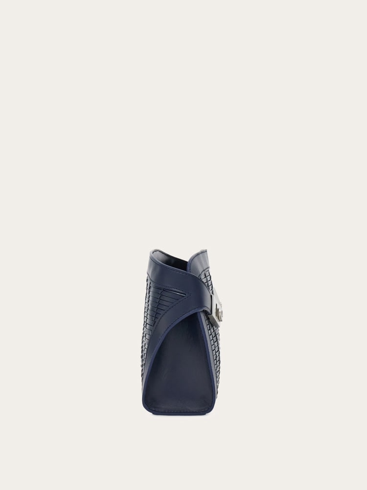 Hug shoulder bag (S) Gallery image 4
