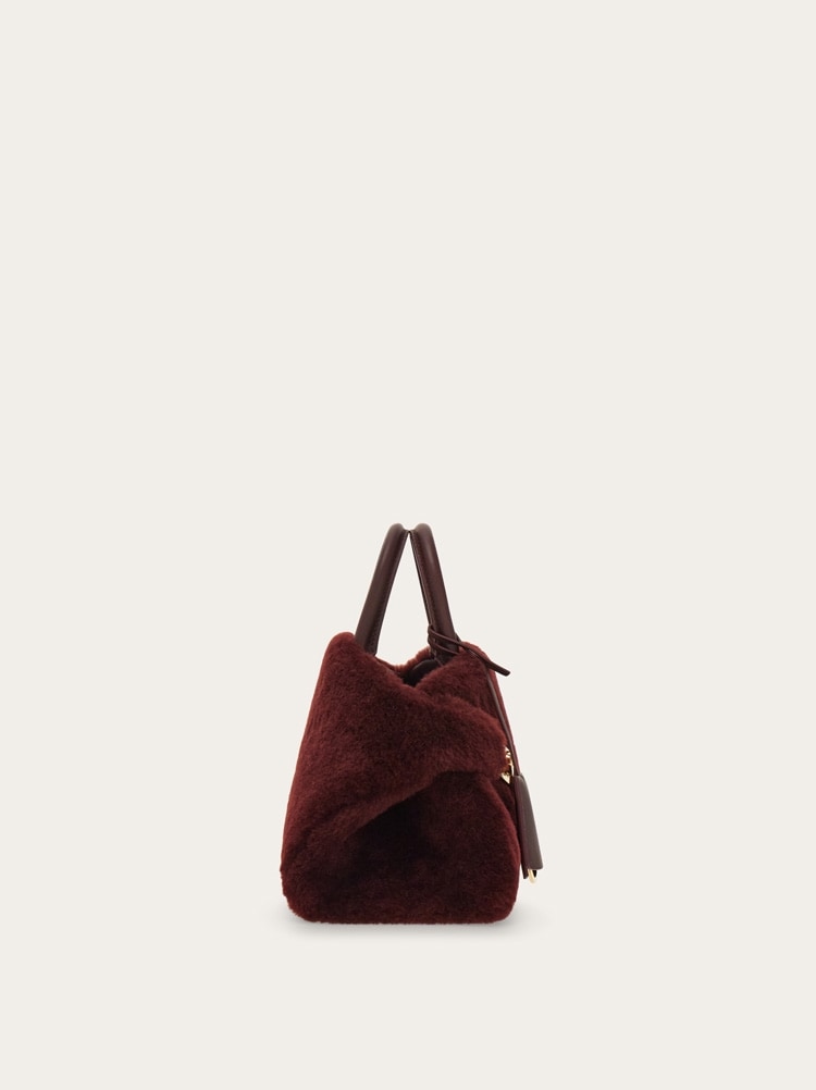 Hug handbag (XS) Gallery image 4