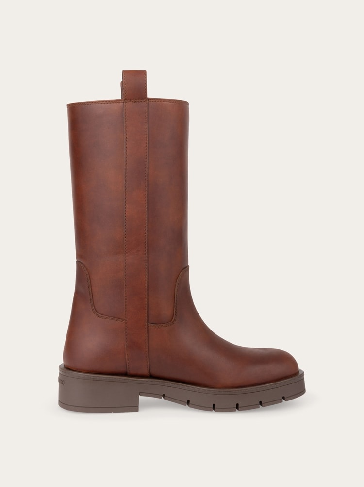 Hug buckle biker boot Gallery image 3