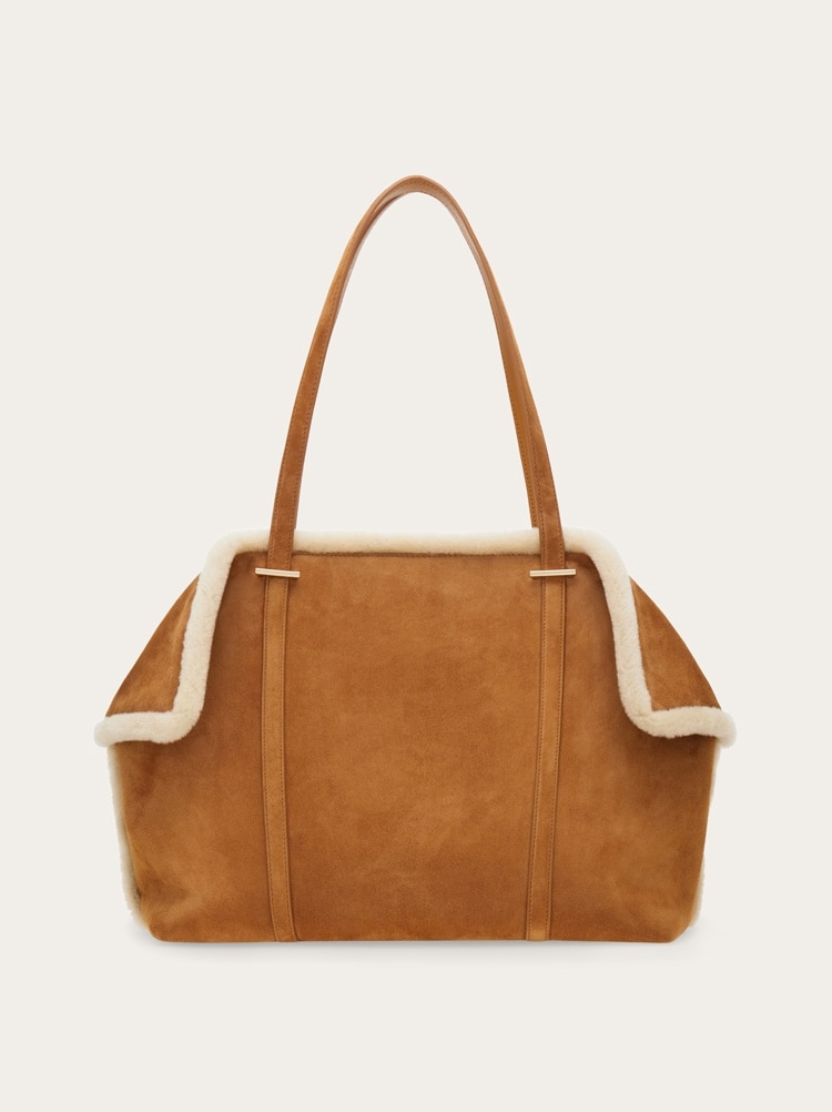 Folded tote bag (M) Gallery image 4