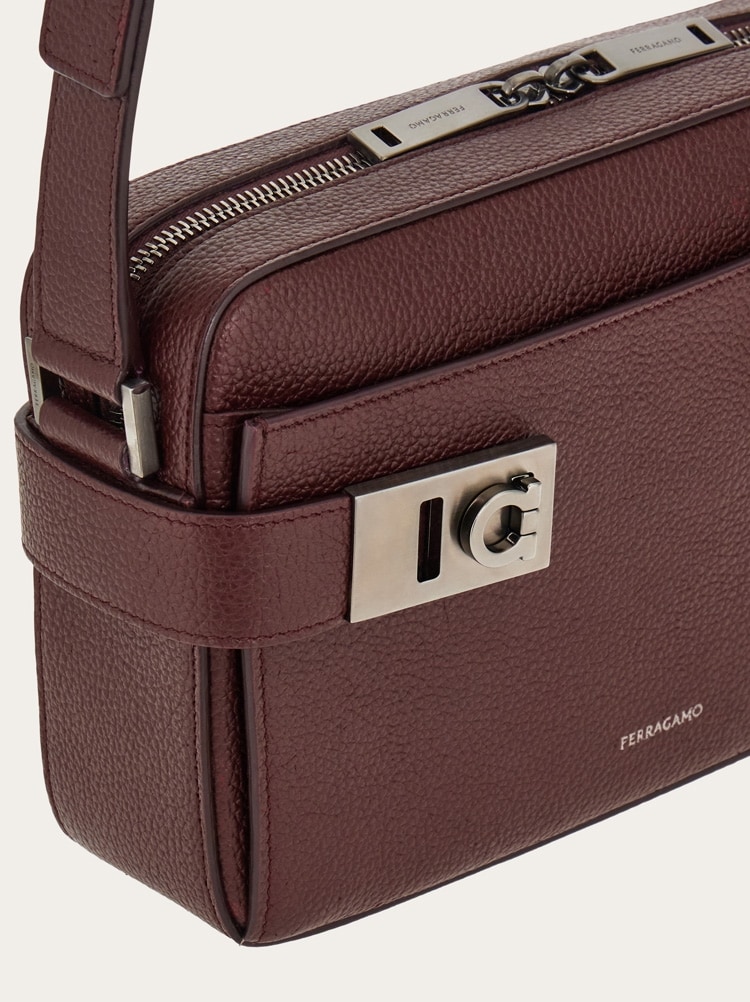 Hug バックル ショルダーバッグ Gallery image 6