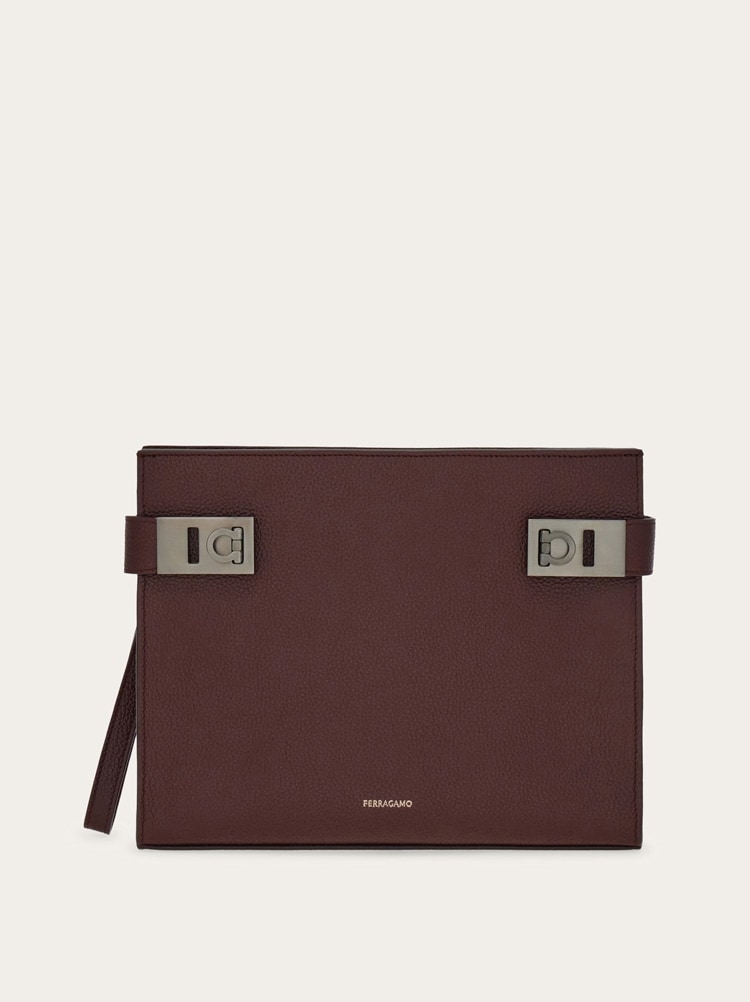 Pouch with Hug buckle Gallery image 1