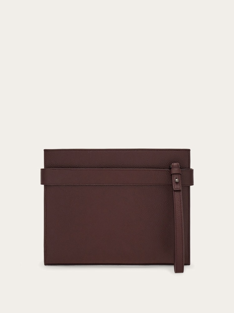 Pouch with Hug buckle Gallery image 4
