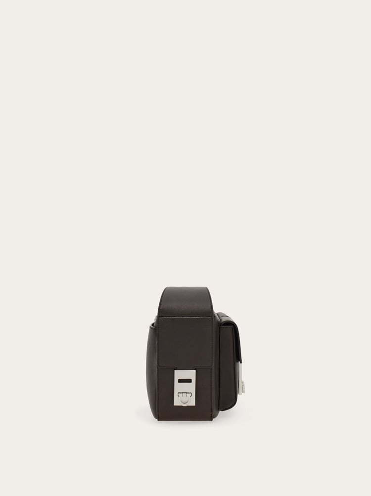 Utility shoulder bag with Hug buckle (M) Gallery image 3