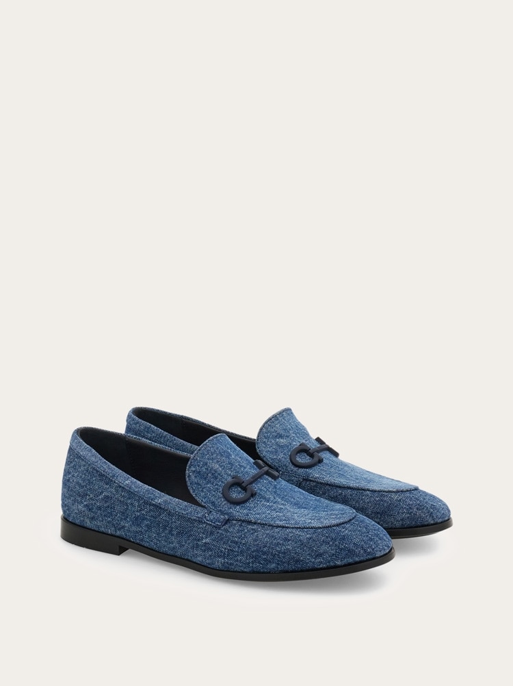 Gancini ornament loafer Gallery image 2
