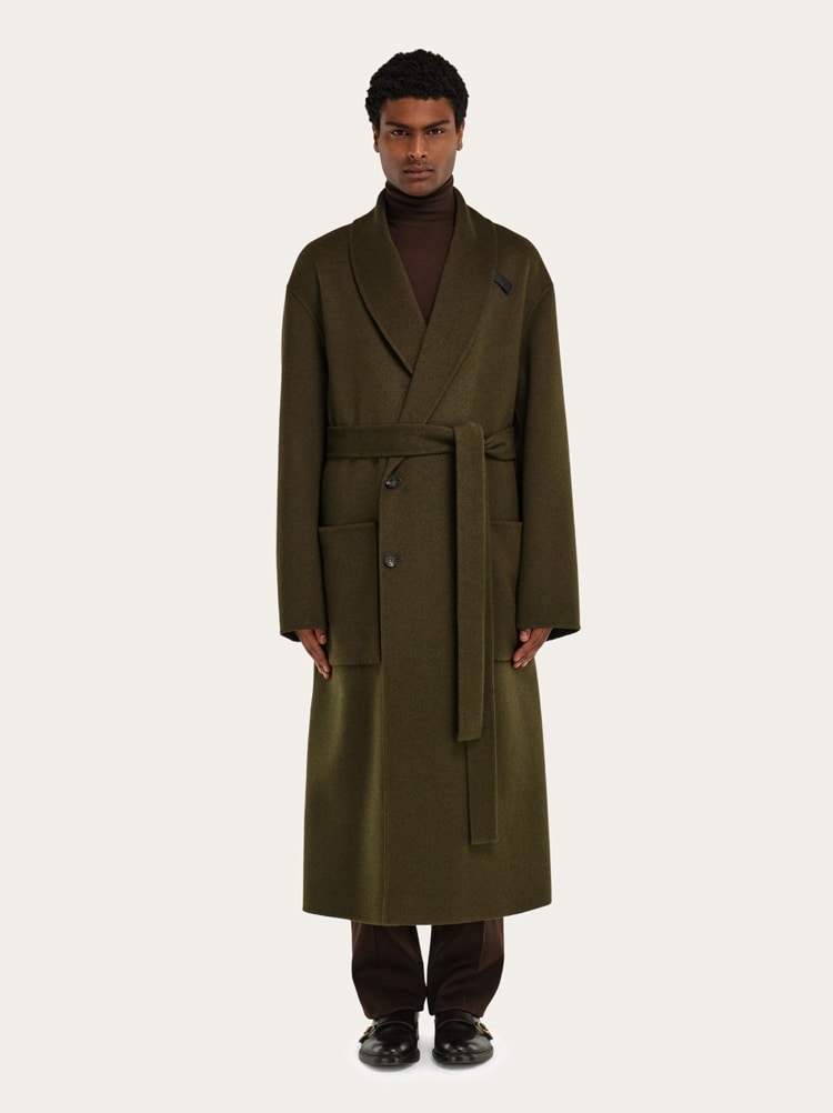 Double breasted wool and cashmere coat Gallery image 2
