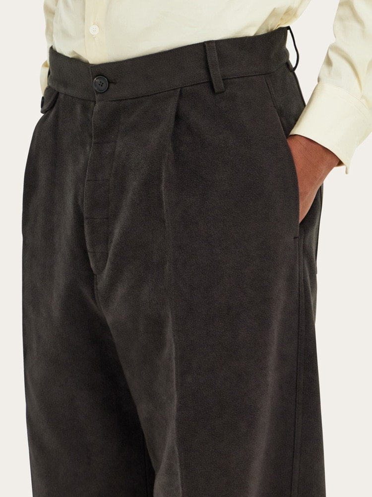 Pantalone con taschino Gallery image 5