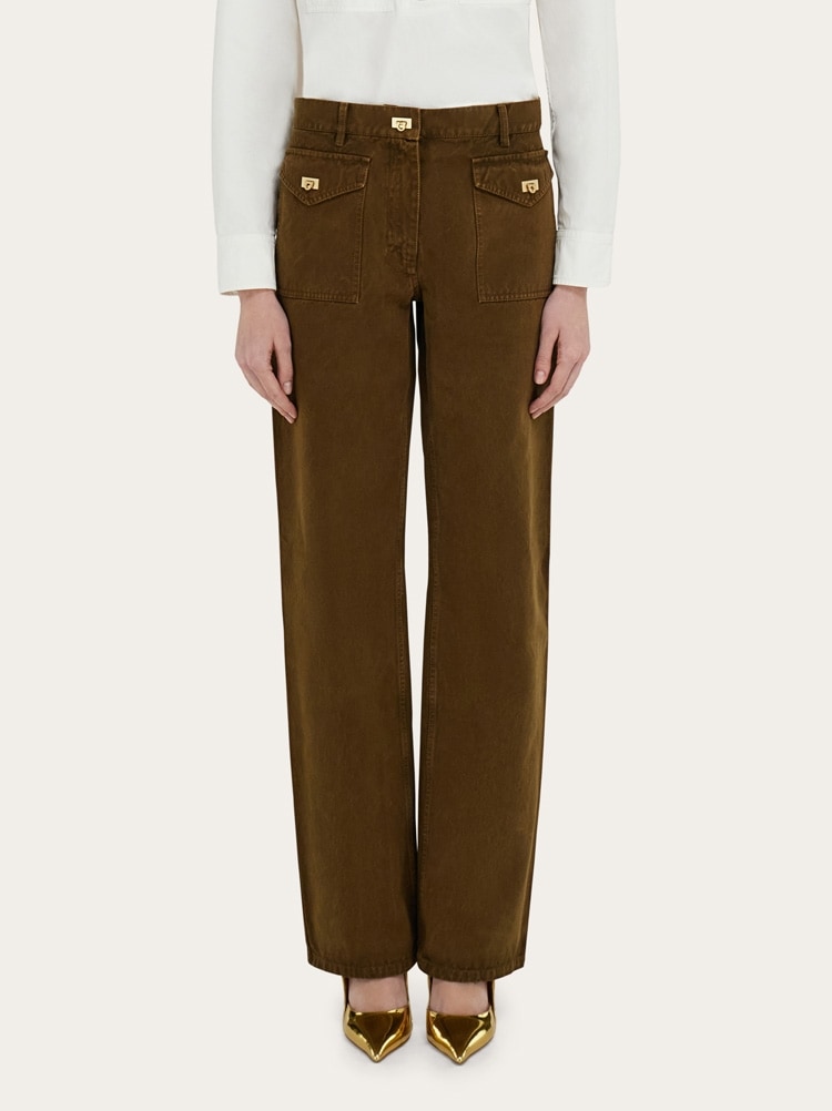 Pantalon avec poches appliquées Gallery image 2