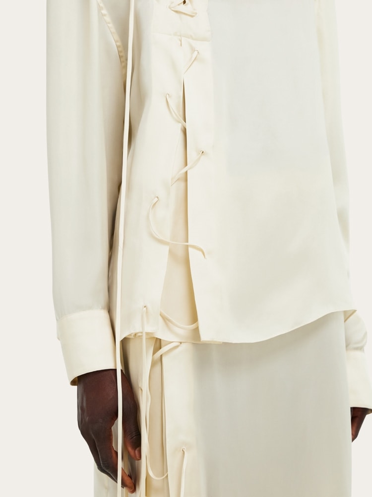 Blusa in raso con nastri Gallery image 4