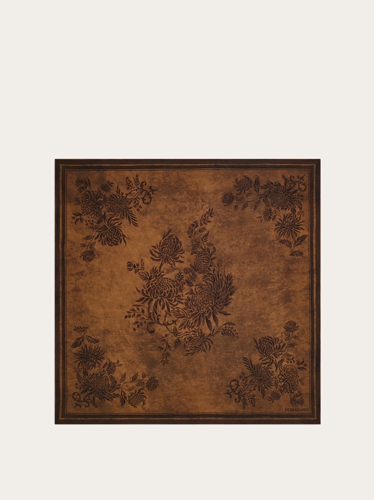 シルクスカーフ Gallery image 1