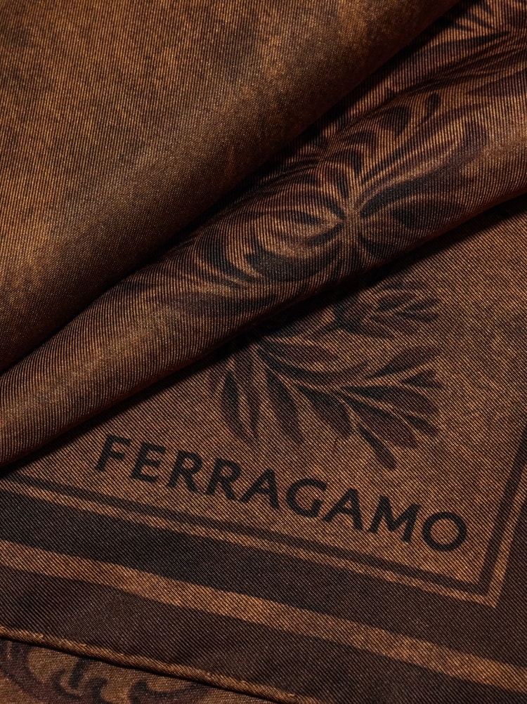 シルクスカーフ Gallery image 2