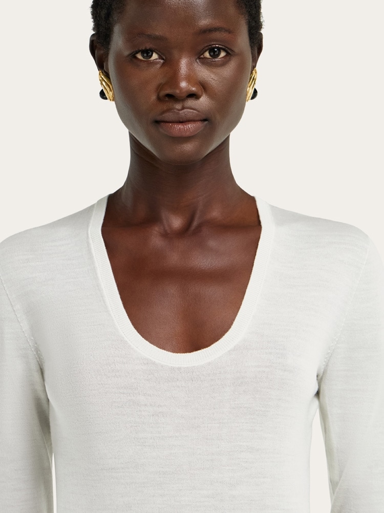 Lightweight wool top Gallery image 5