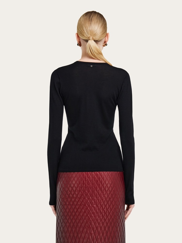 Lightweight wool top Gallery image 3