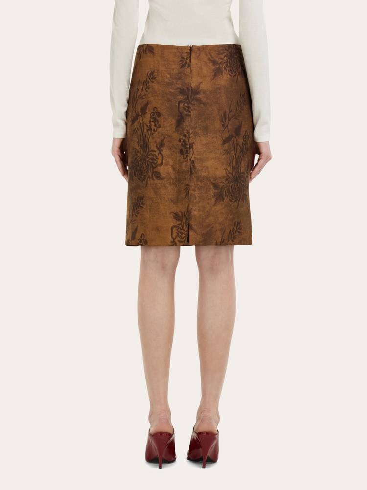 Mid-length silk skirt Gallery image 4