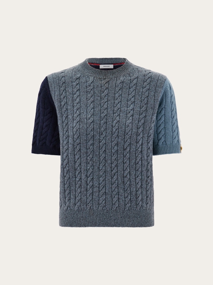Short sleeve cable knit top Gallery image 1