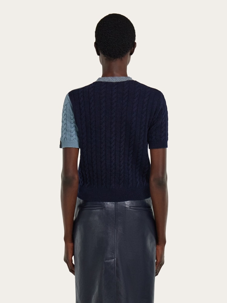 Short sleeve cable knit top Gallery image 3