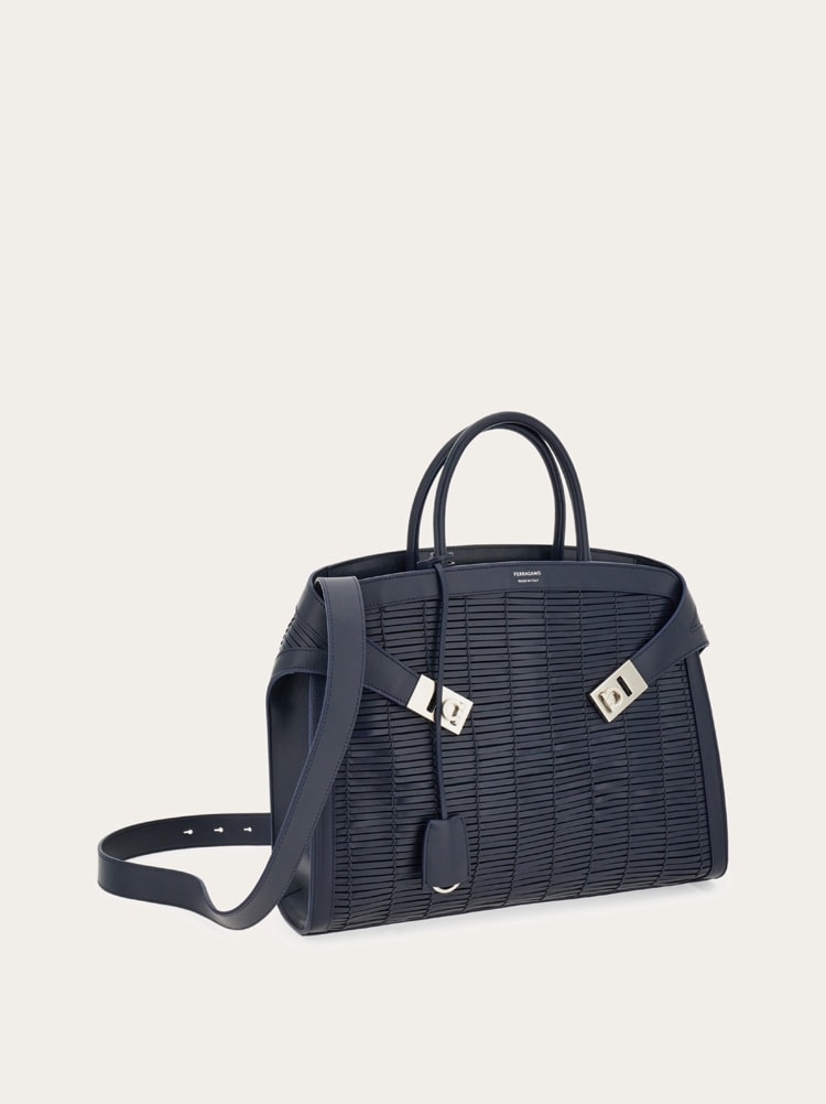 Hug tote bag Gallery image 7