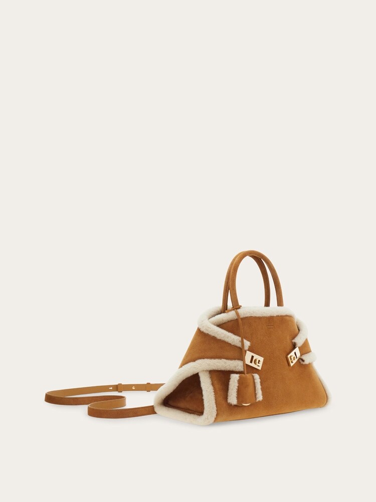 Hug handbag (S) Gallery image 7