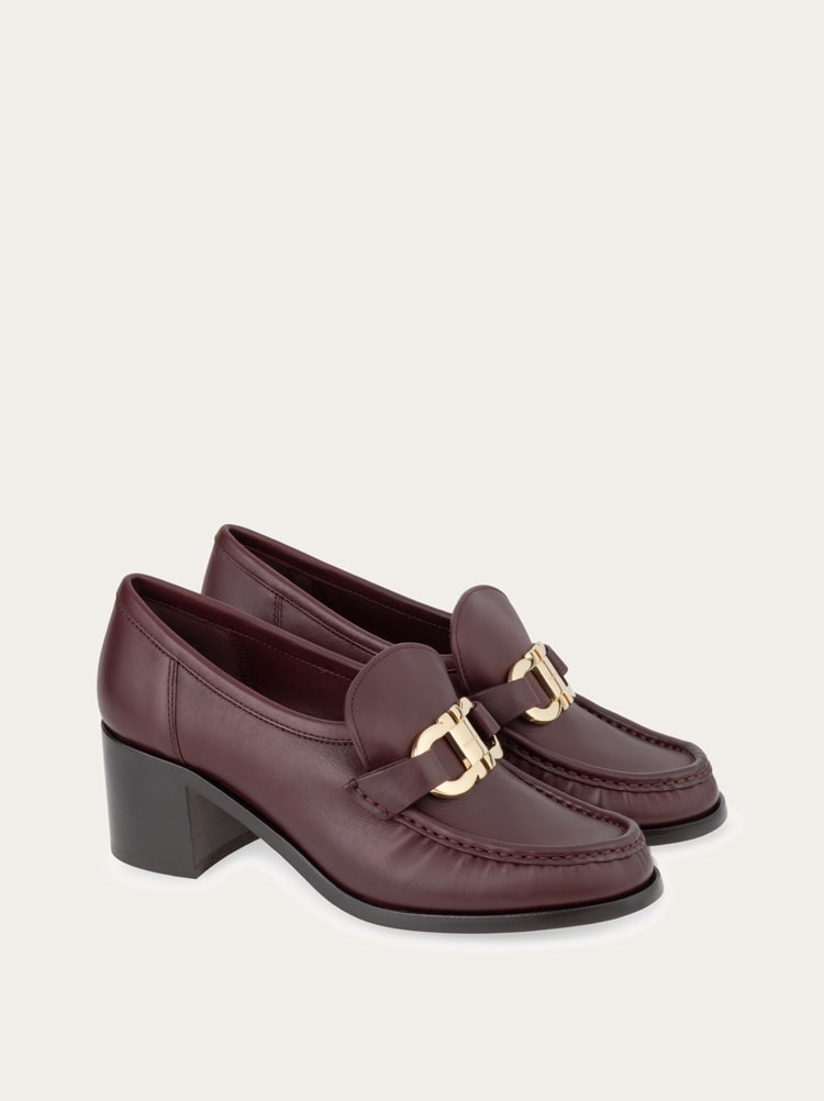 Block heel loafer with Gancini ornament Gallery image 2