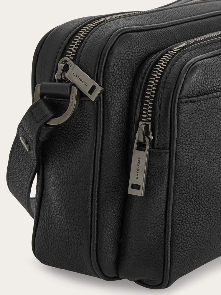 Gancini shoulder bag Gallery image 9