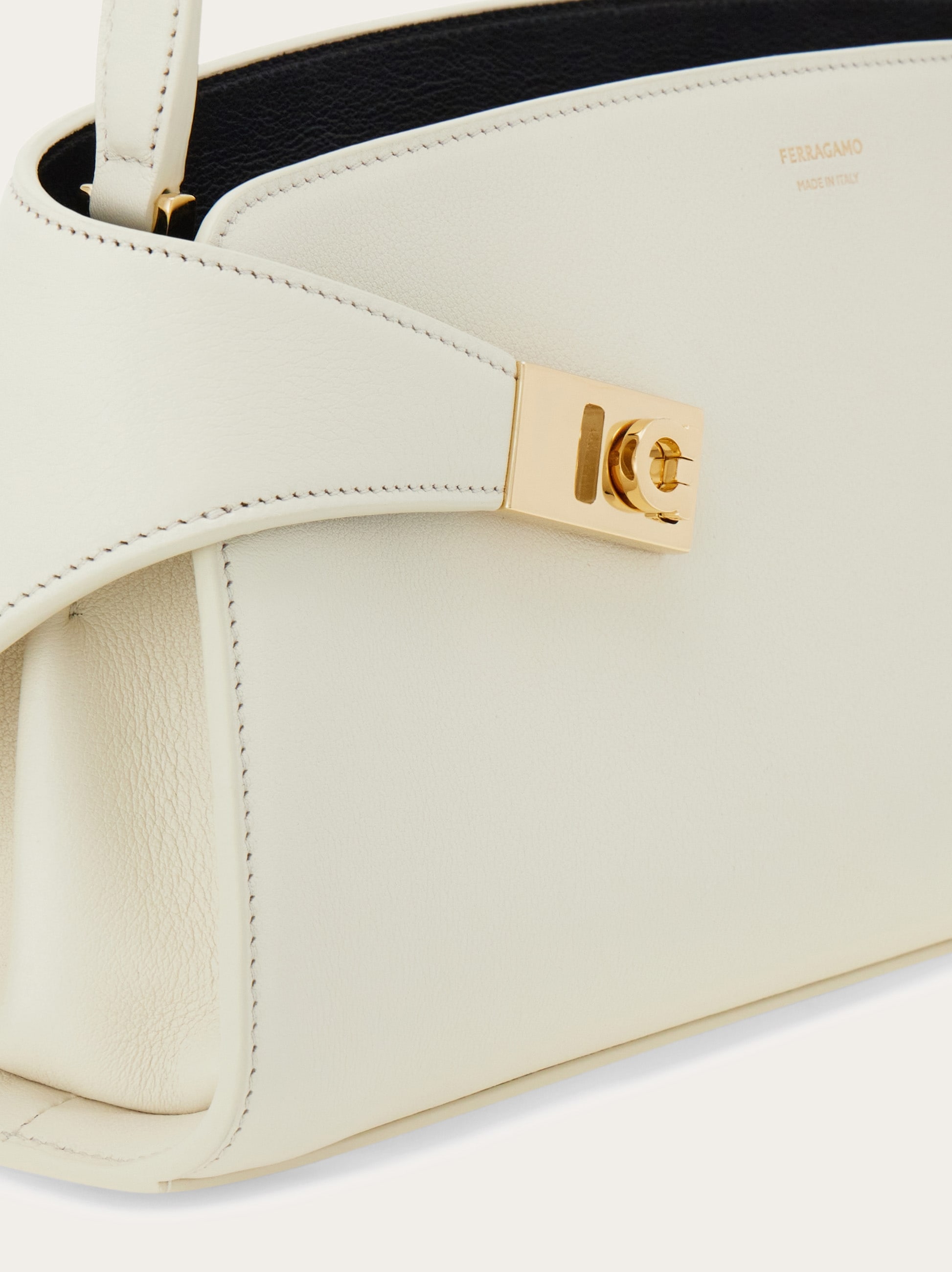 Hug East-West shoulder bag - Women | Ferragamo