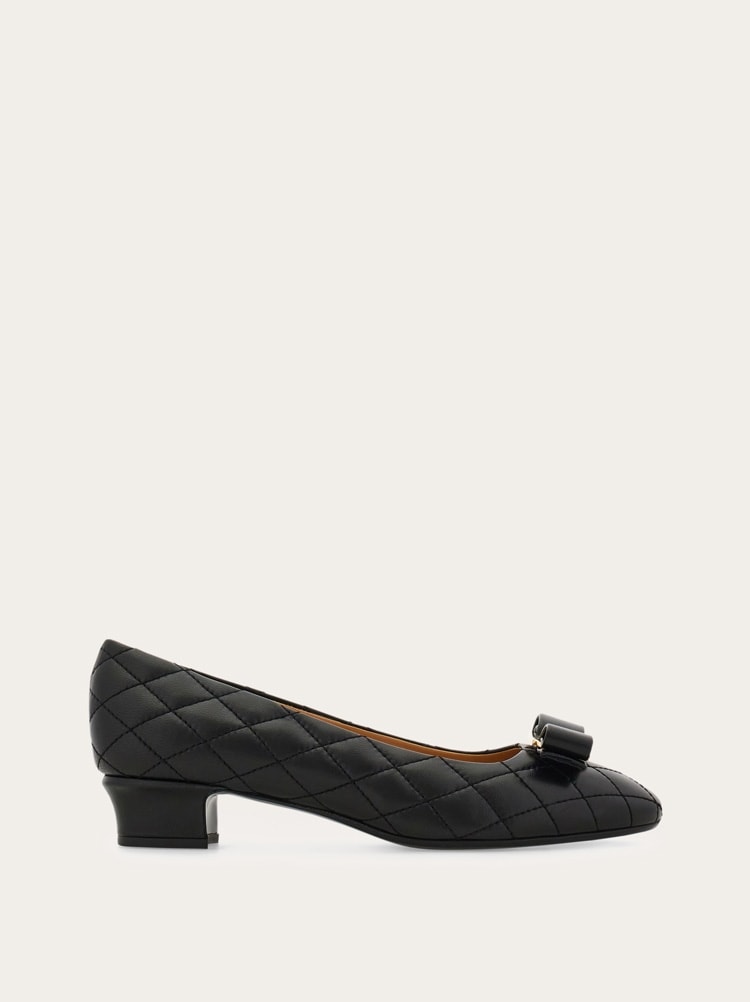 Quilted Vara bow pump Gallery image 1