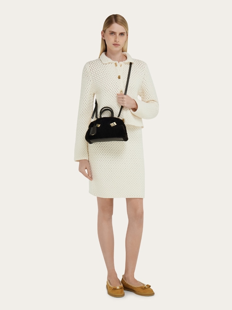 Hug handbag (XS) Gallery image 9