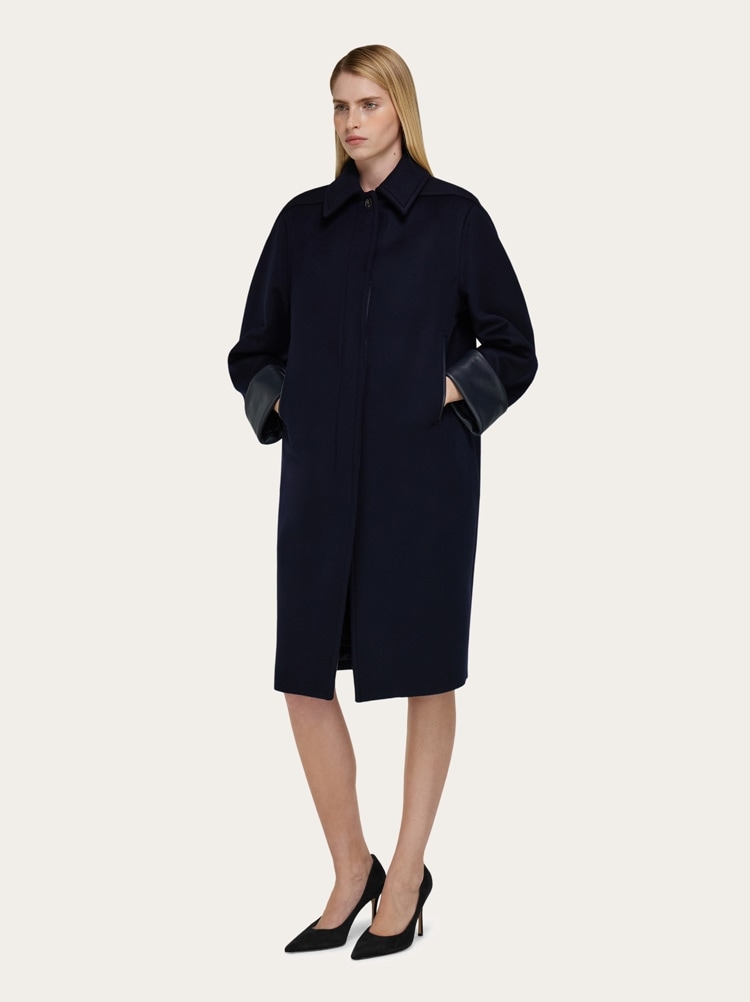 Single breasted wool and cashmere coat Gallery image 6