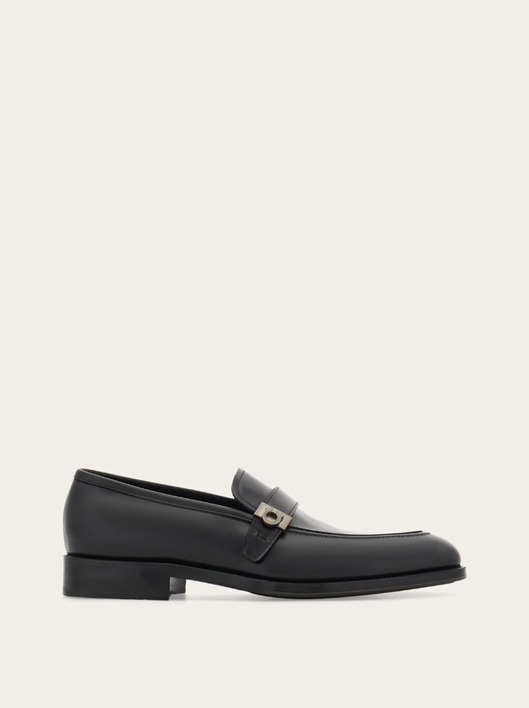 Loafer with Hug buckle Gallery image 1