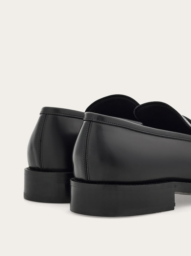 Loafer with Hug buckle Gallery image 4