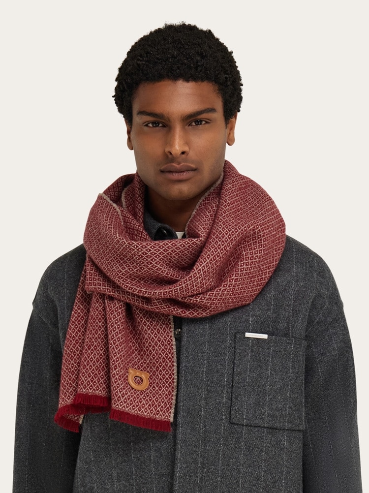 Pure cashmere scarf Gallery image 3