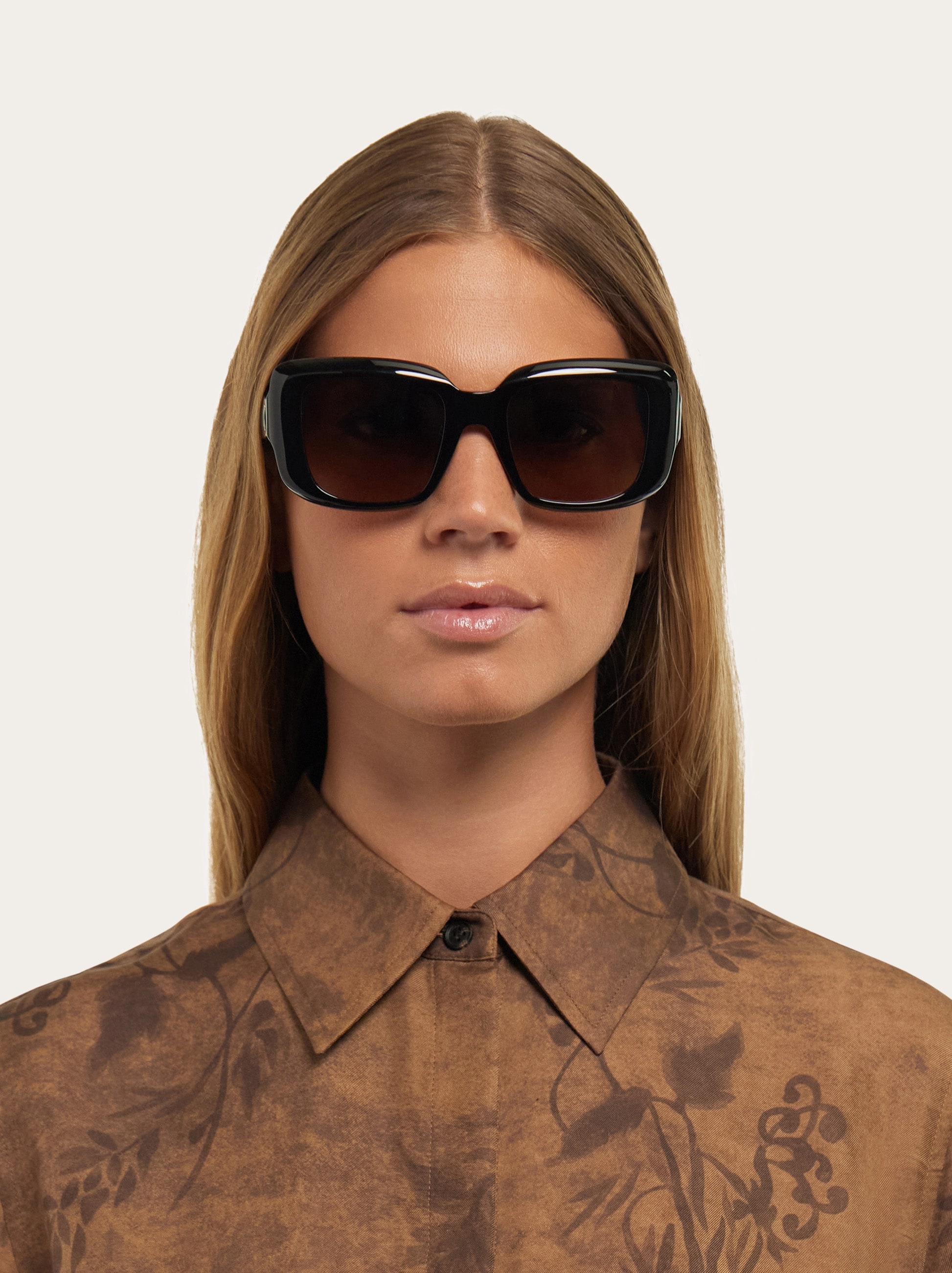 Rectangular frame sunglasses - Women | Ferragamo