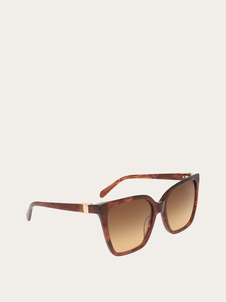Square frame sunglasses Gallery image 2