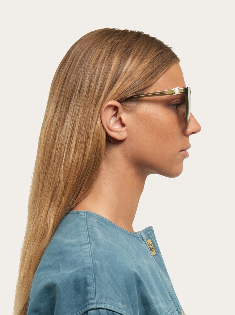 Square frame sunglasses Gallery image 5