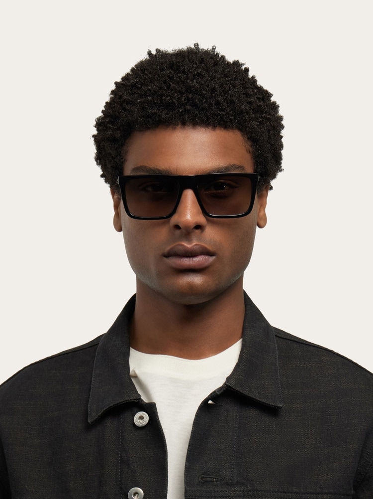 Rectangular frame sunglasses Gallery image 3
