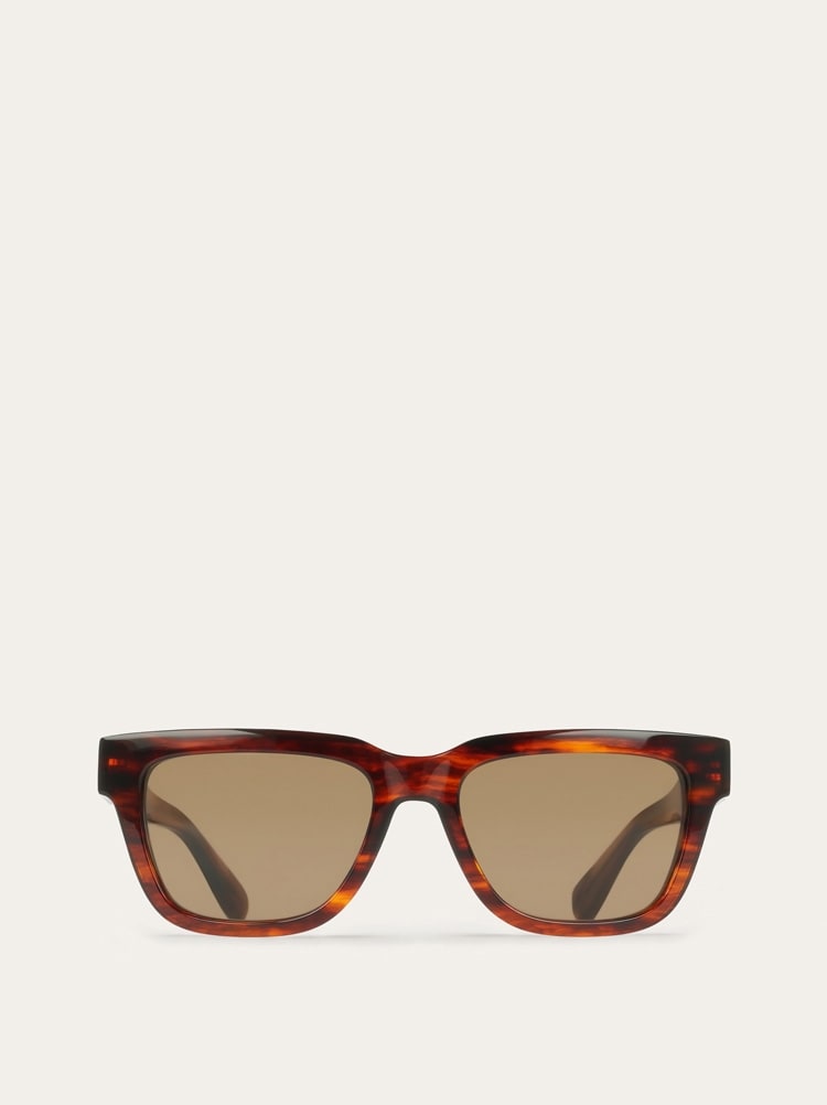 Square frame sunglasses Gallery image 1