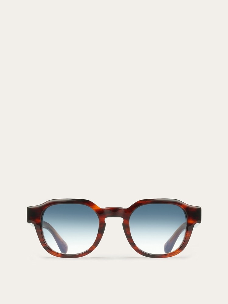 Sunglasses Gallery image 1