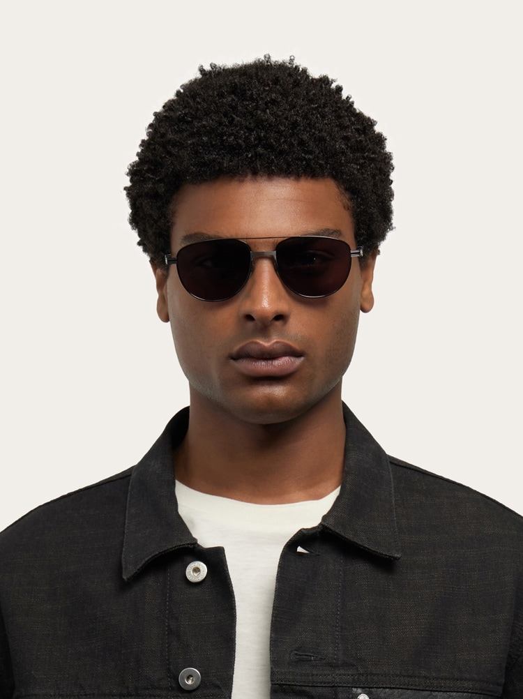 Aviator frame sunglasses Gallery image 3