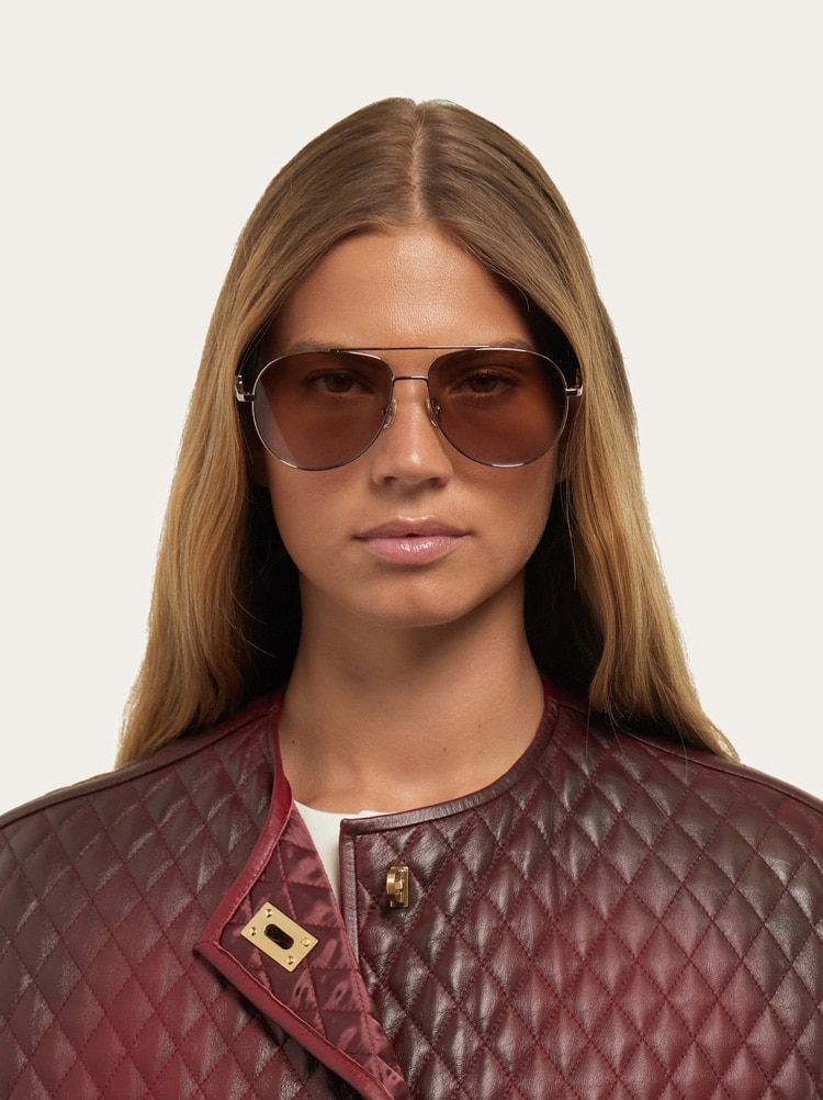 Aviator frame sunglasses Gallery image 3