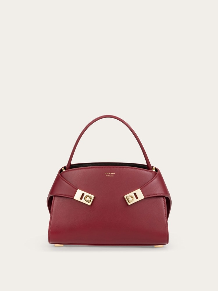 Hug soft bicolor handbag (XS) Gallery image 1